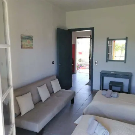 Issos Apartments Agios Georgios  Exterior photo