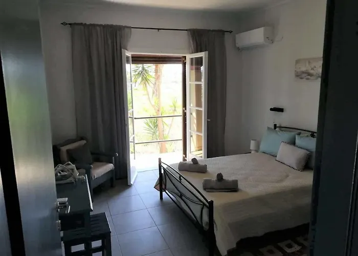 Issos Apartments